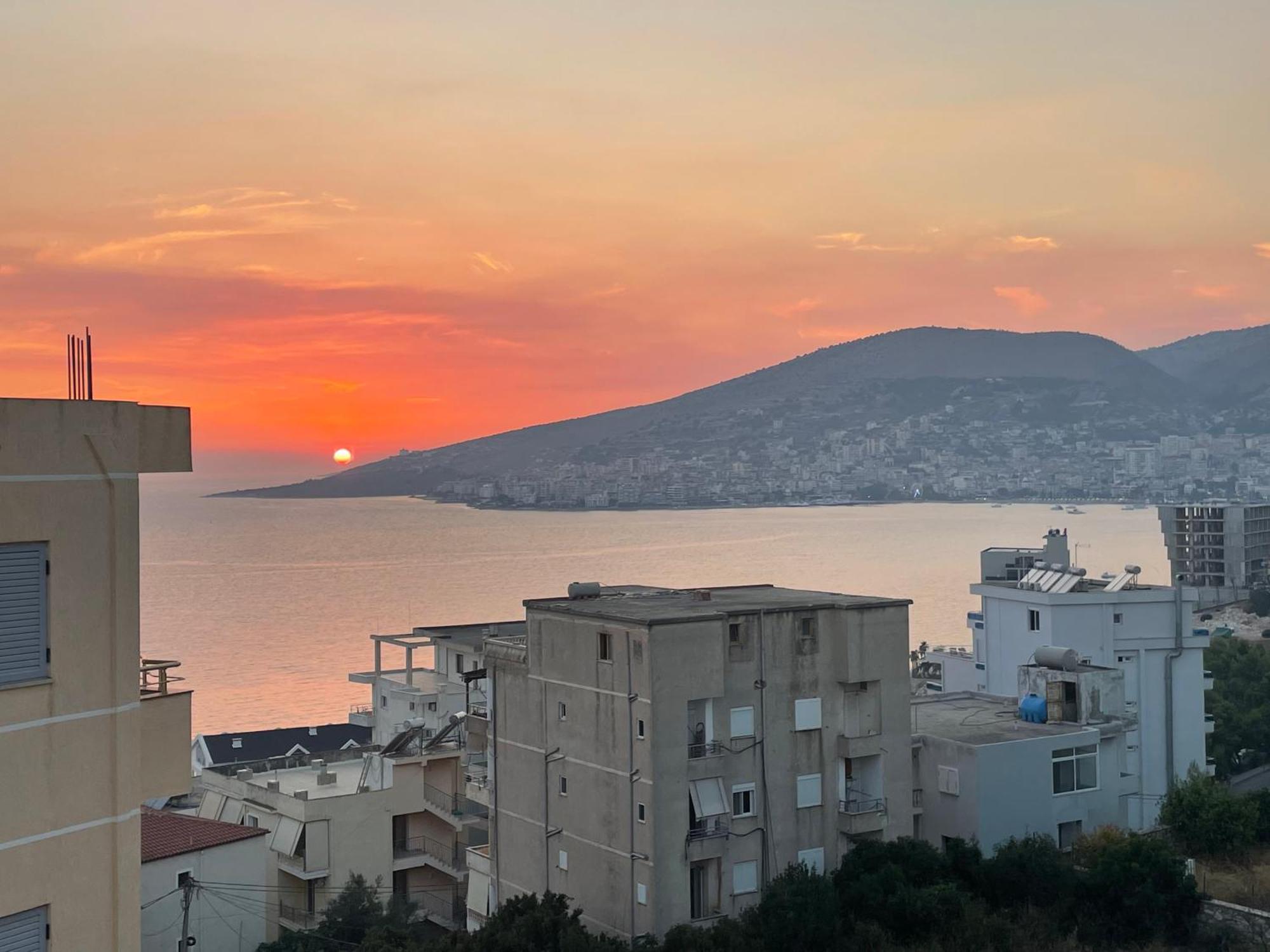 Honey Studios Sarandë Exterior foto